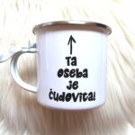 Emajlirana skodelica: Čudovita oseba